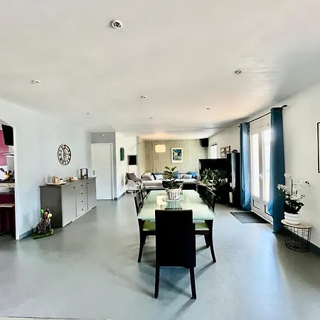 Casa de Férias La Maison Saint-exupery - 6 Personnes - Jardin