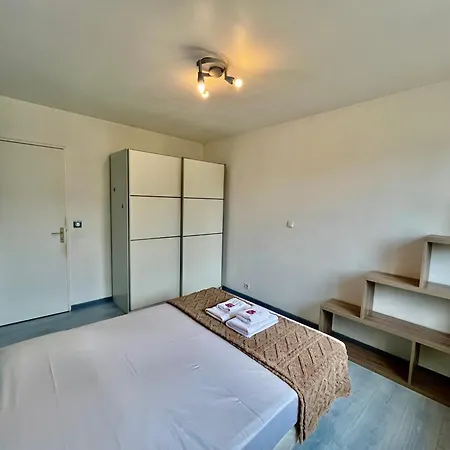 La Maison Saint-exupery - 6 Personnes - Jardin Casa de Férias