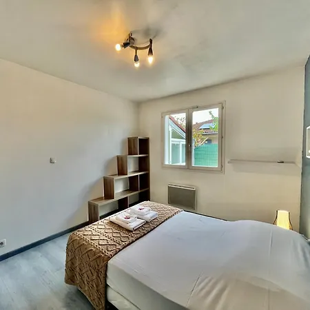La Maison Saint-exupery - 6 Personnes - Jardin