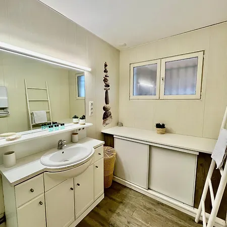 Casa de Férias La Maison Saint-exupery - 6 Personnes - Jardin
