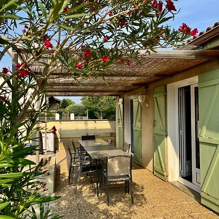 La Maison Saint-exupery - 6 Personnes - Jardin Casa de Férias