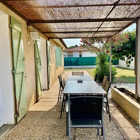 La Maison Saint-exupery - 6 Personnes - Jardin بيت للعطل